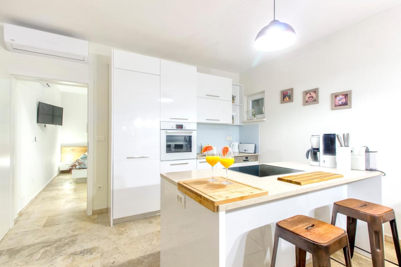 Apartamento Dalmata Lounge Starigrad Paklenica Exterior foto