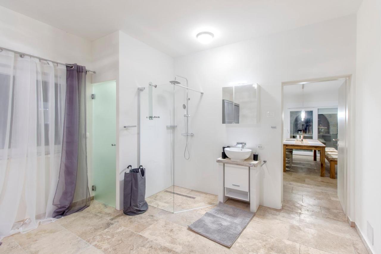 Apartamento Dalmata Lounge Starigrad Paklenica Exterior foto