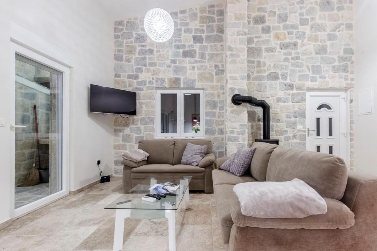 Apartamento Dalmata Lounge Starigrad Paklenica Exterior foto