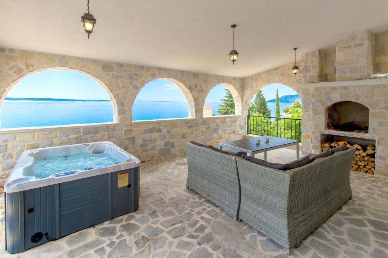 Apartamento Dalmata Lounge Starigrad Paklenica Exterior foto